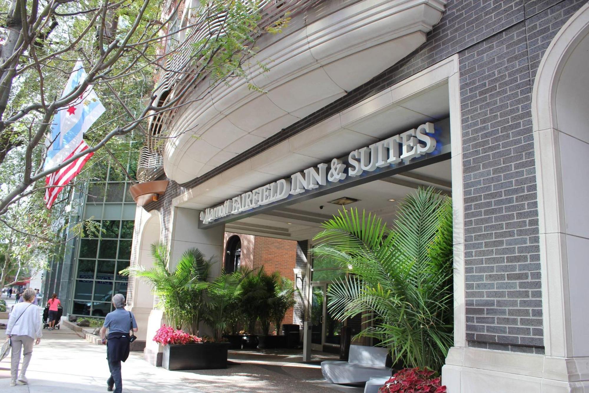 Fairfield Inn And Suites Chicago Downtown/ Magnificent Mile Экстерьер фото