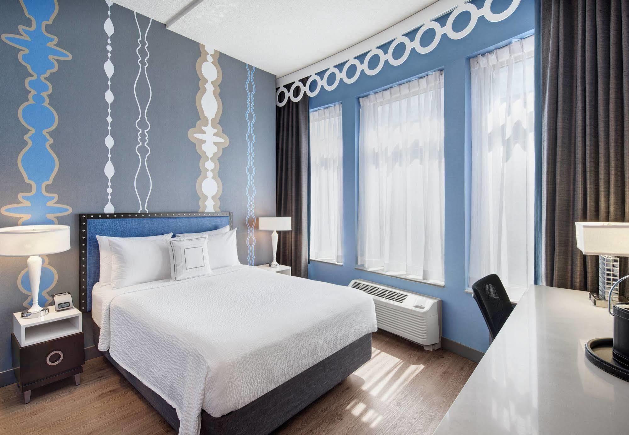 Fairfield Inn And Suites Chicago Downtown/ Magnificent Mile Экстерьер фото